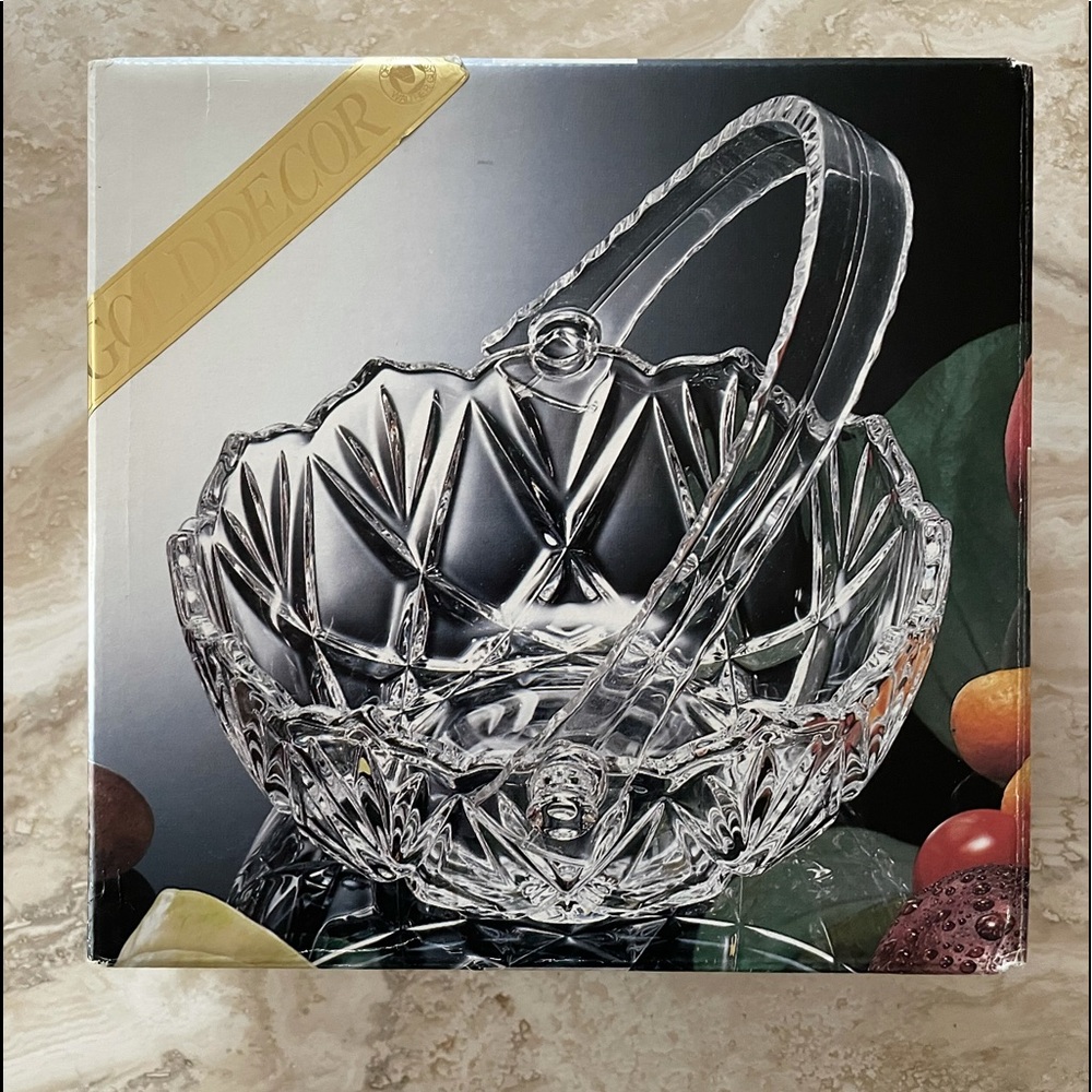 NEW Germany Original Walther Crystal Glas Basket with Handle, Gold Trim